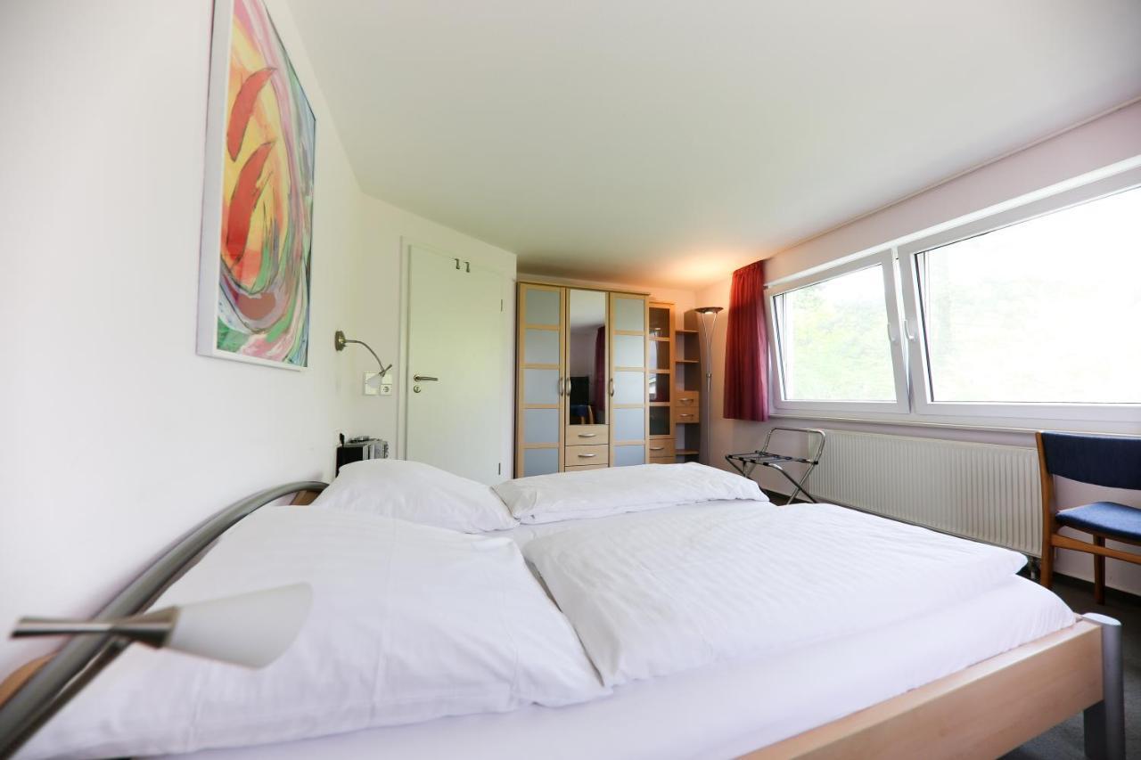 Hotel Albblick Bad Boll Ngoại thất bức ảnh
